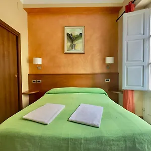 https://inn-piero.taorminaitalyhotels.com