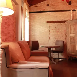 Rosso Charm Bed & Breakfast