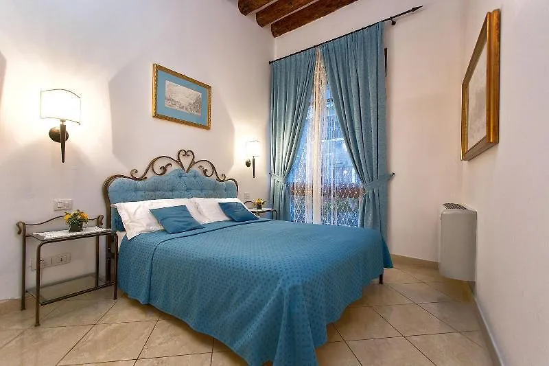 Bed & Breakfast Alla Vite Dorata Venice