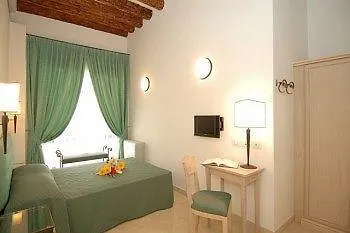 Alla Vite Dorata Venice 3*,