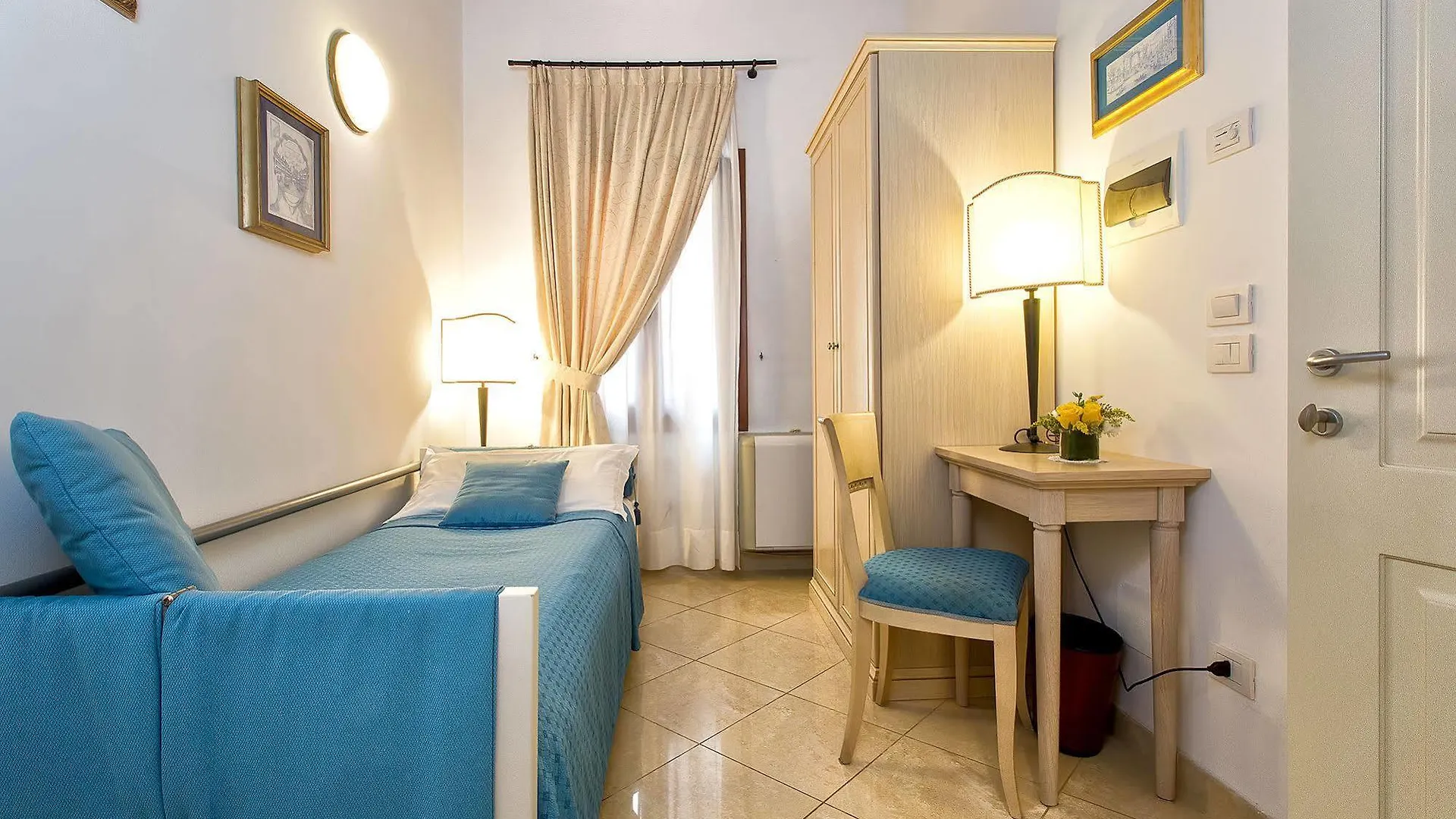 Alla Vite Dorata Venice 3*,